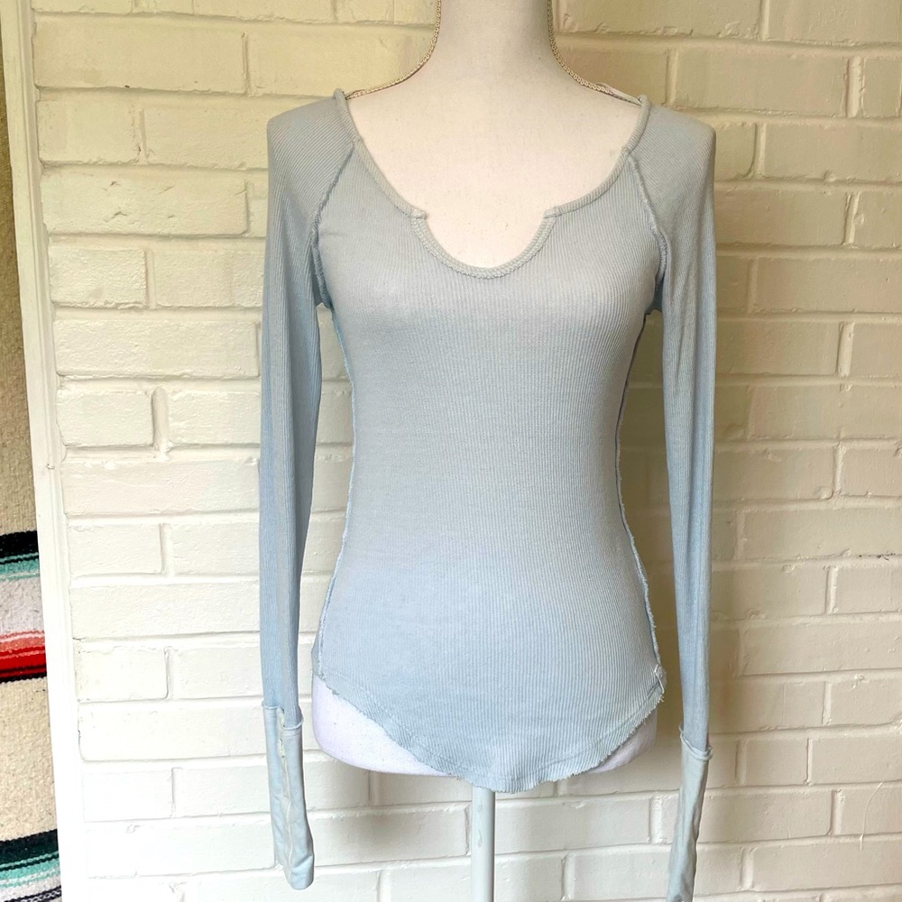 Free People We the Free Baby Blue Henley Long Sleeve Top Women’s Size Small